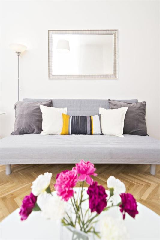Apartments With 2 Bathrooms- 5 Minutes From Old Town - 102 M2 Praga Exterior foto