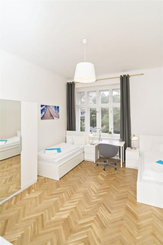 Apartments With 2 Bathrooms- 5 Minutes From Old Town - 102 M2 Praga Exterior foto