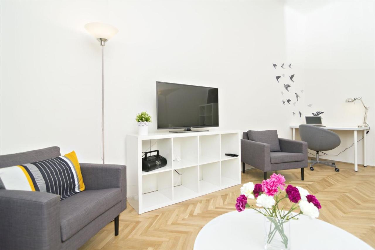 Apartments With 2 Bathrooms- 5 Minutes From Old Town - 102 M2 Praga Exterior foto